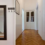 Apartment Gradac With Garden Next To Beach And Old Town